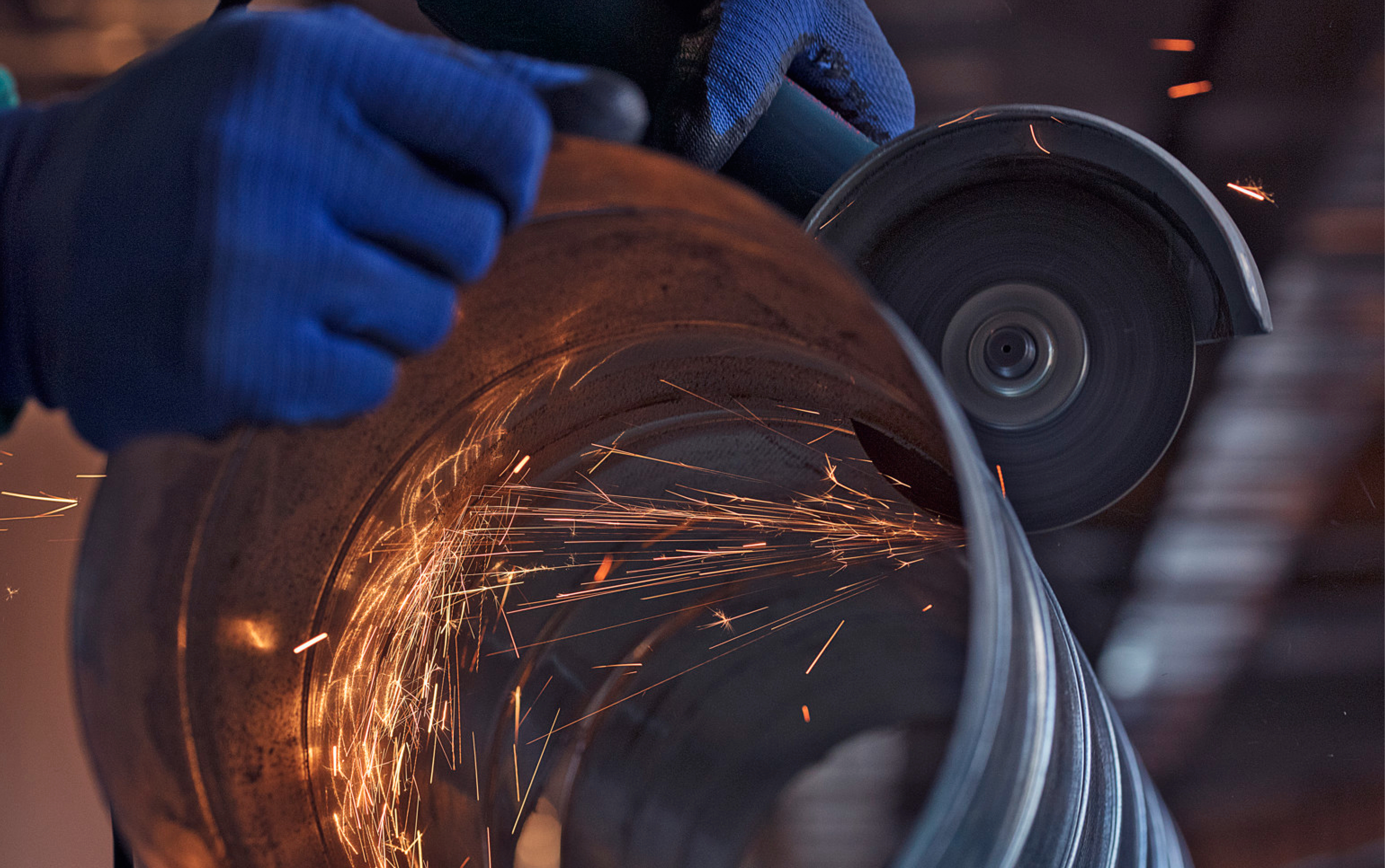 Новинка в ассортименте BORT:  Аккумуляторная УШМ BWS-21Li-Pro